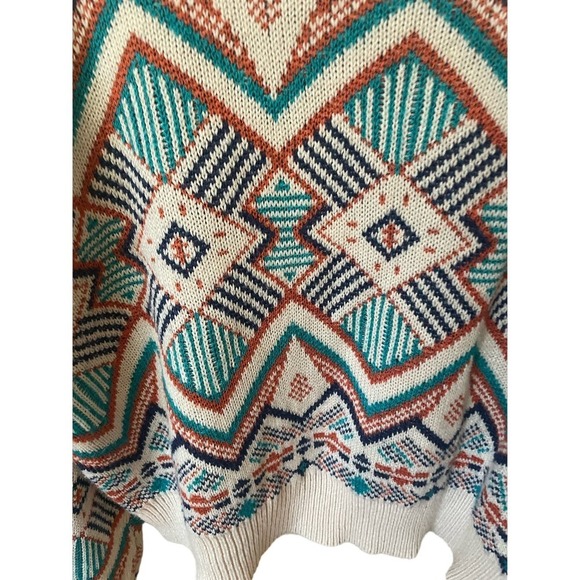 En Creme Aztec Sweater - Picture 3 of 5